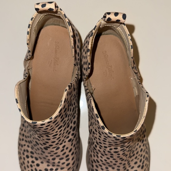 Universal Thread Leopard Booties - Picture 4 of 10